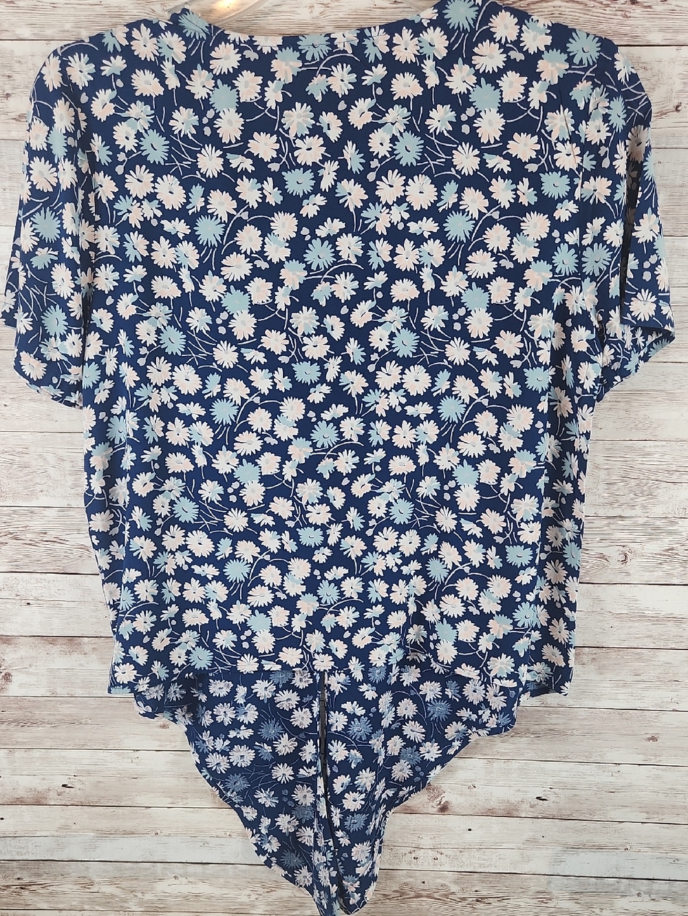 Madewell Navy Blue Daisy Print V-Neck Blouse - Picture 5 of 5